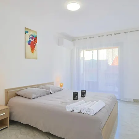 Azur - 2 - Terrasse - Climatisation Apartment *